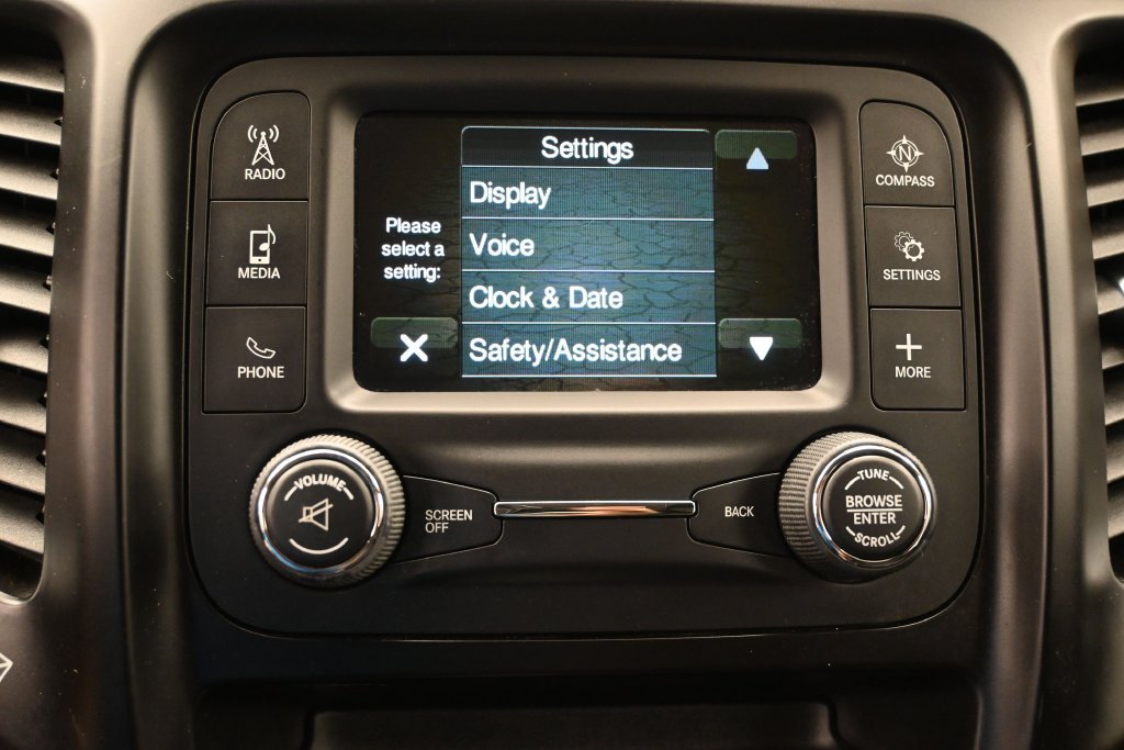 Used 2016 Jeep Cherokee Sport AWD/4WD image 15