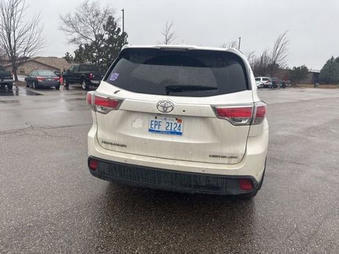 Used 2014 Toyota Highlander Limited image 22