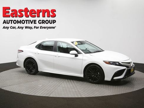 Used 2024 Toyota Camry SE image 82