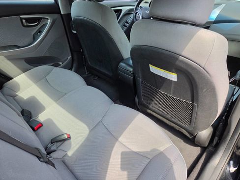 Used 2013 Hyundai Elantra GLS w/ Preferred Pkg FWD image 28