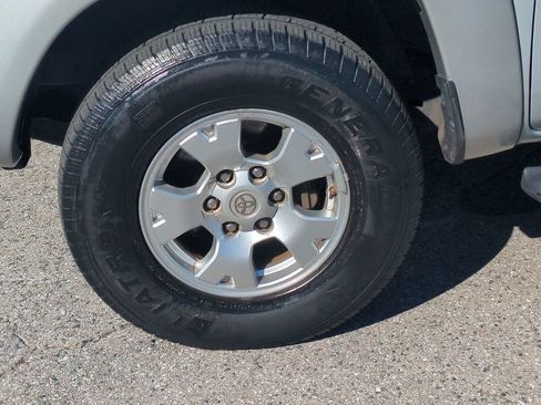 Used 2007 Toyota Tacoma PreRunner image 11