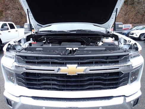 Used 2025 Chevrolet Silverado 3500 LT w/ All Star Edition image 14