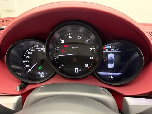 Used 2022 Porsche 718 Boxster Spyder image 11