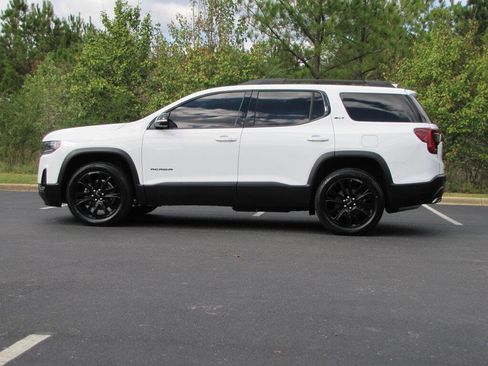 Used 2022 GMC Acadia SLT w/ Elevation Edition image 5