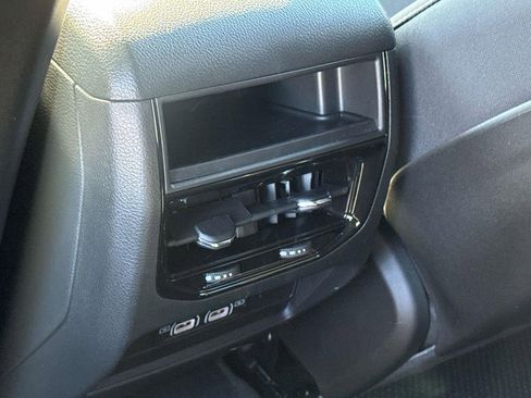 New 2025 Jeep Grand Cherokee Laredo X image 9