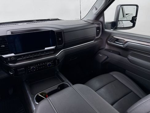 Used 2024 Chevrolet Silverado 3500 LTZ w/ LTZ Plus Package AWD/4WD image 25