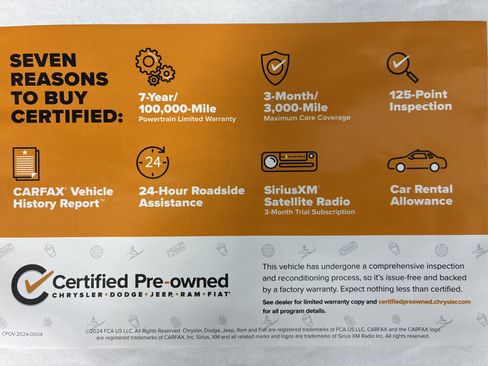 Certified 2025 Chrysler Pacifica Select FWD image 3