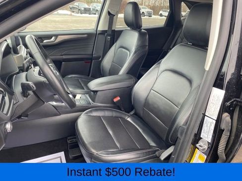 Used 2022 Ford Escape Titanium image 16