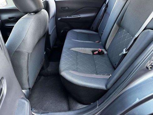 Used 2020 Nissan Kicks S FWD image 35