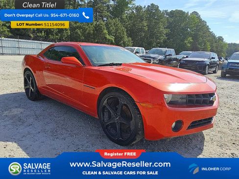 Used 2011 Chevrolet Camaro LT RWD image 5