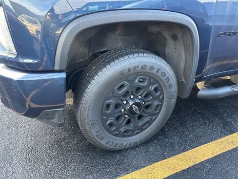 Used 2022 Chevrolet Silverado 2500 LTZ w/ LTZ Plus Package image 22