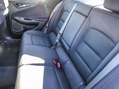 Used 2023 Chevrolet Malibu LT image 7