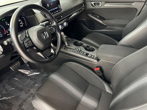 Used 2024 Honda Civic Sport image 4