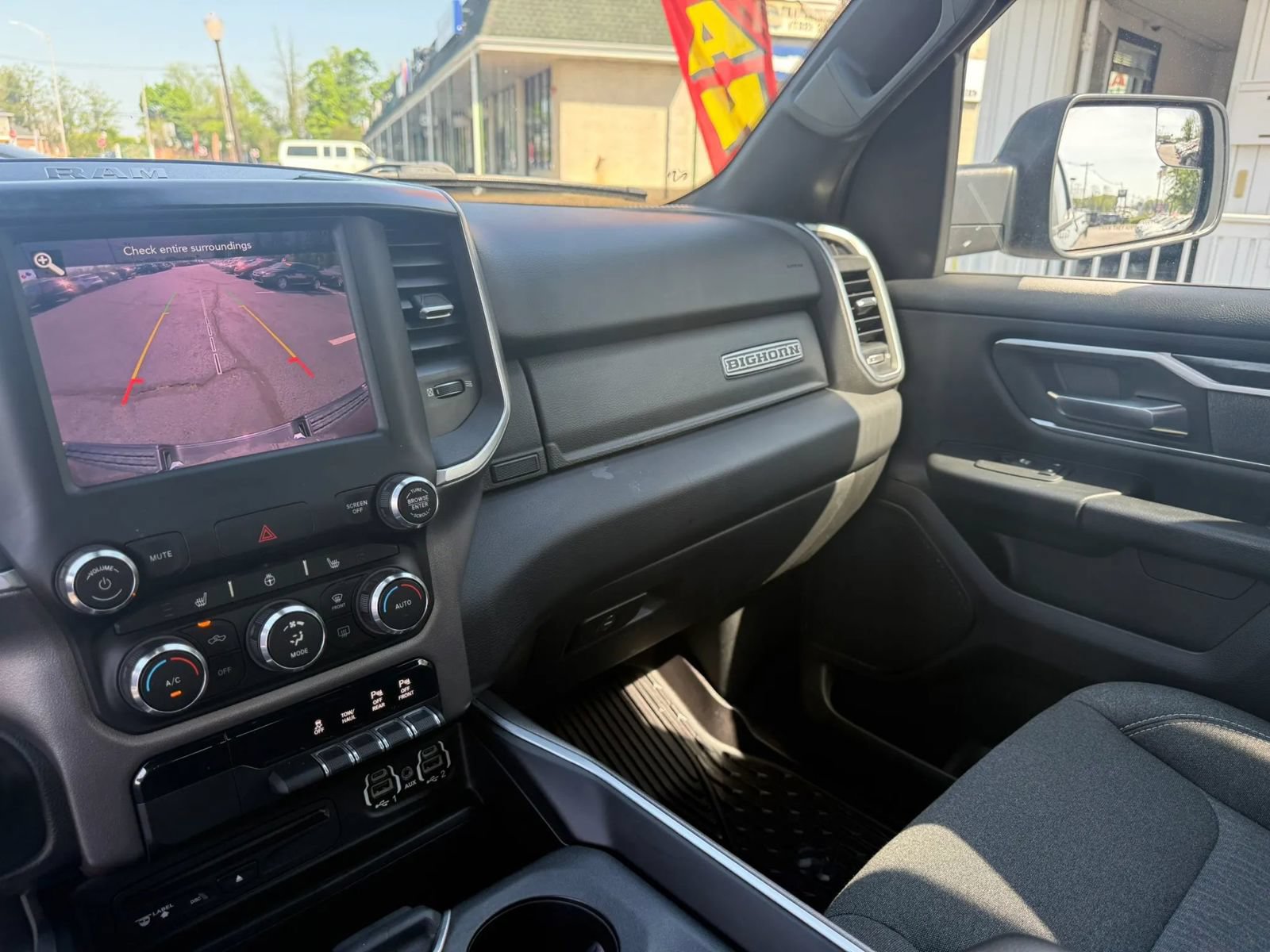 Used 2019 RAM 1500 Big Horn AWD/4WD image 30