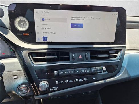 Used 2025 Lexus ES 300h w/ Premium Package FWD image 12