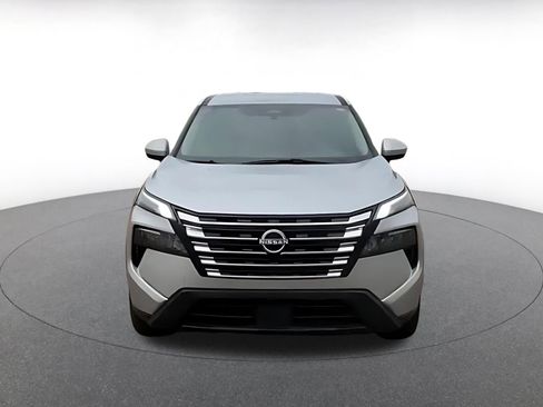 Used 2025 Nissan Rogue SV FWD image 4