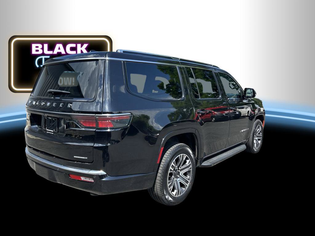 Certified 2024 Jeep Wagoneer Series II AWD/4WD image 3