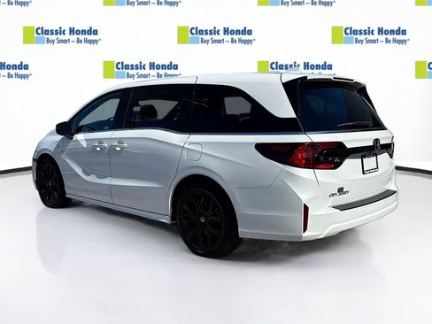 Certified 2025 Honda Odyssey Sport-L image 5