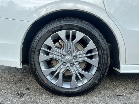 Used 2026 Honda Odyssey Touring image 9