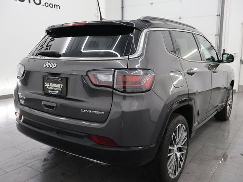 Used 2023 Jeep Compass Limited w/ Elite Group AWD/4WD image 5