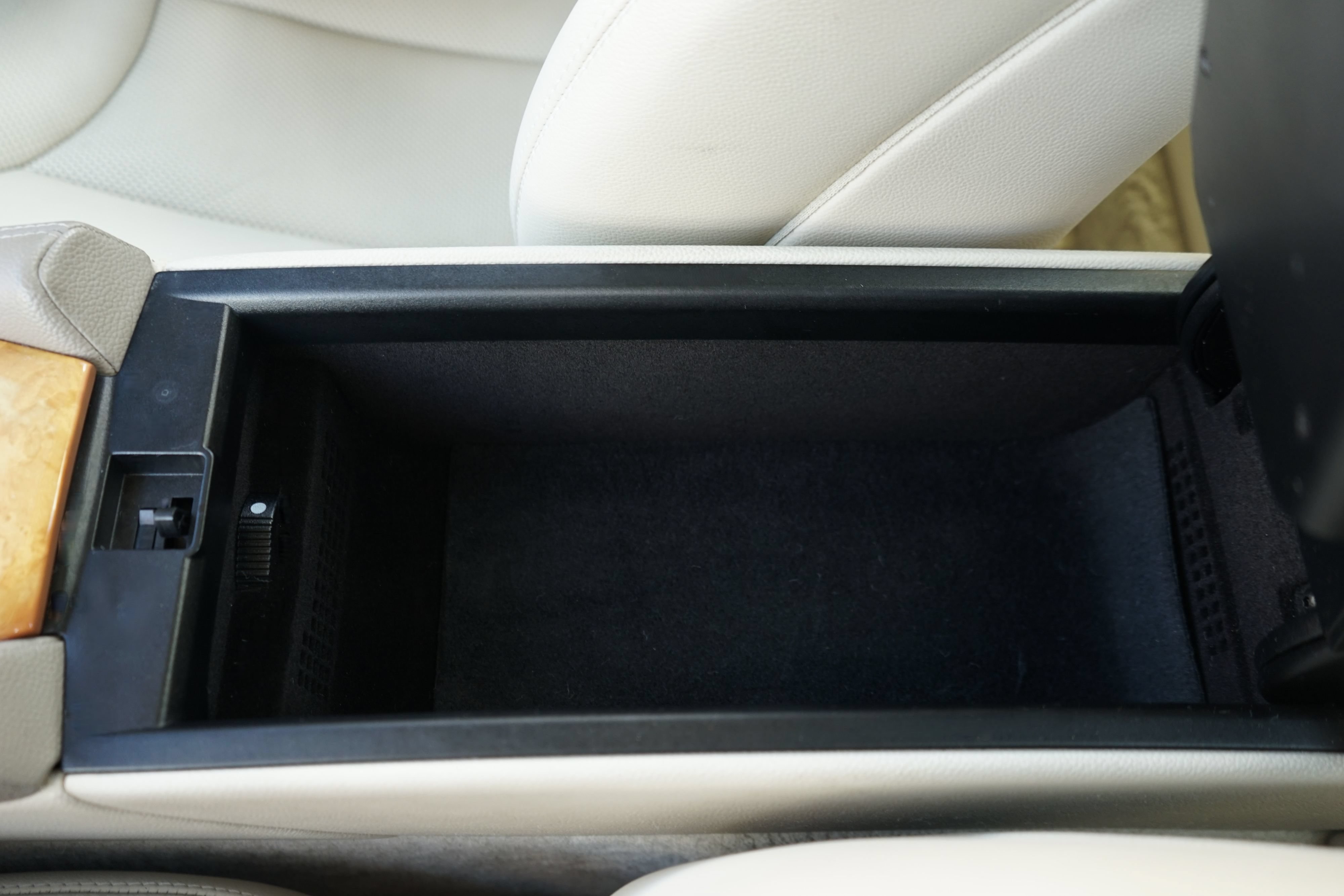 Used 2004 Mercedes-Benz SL 500 image 23