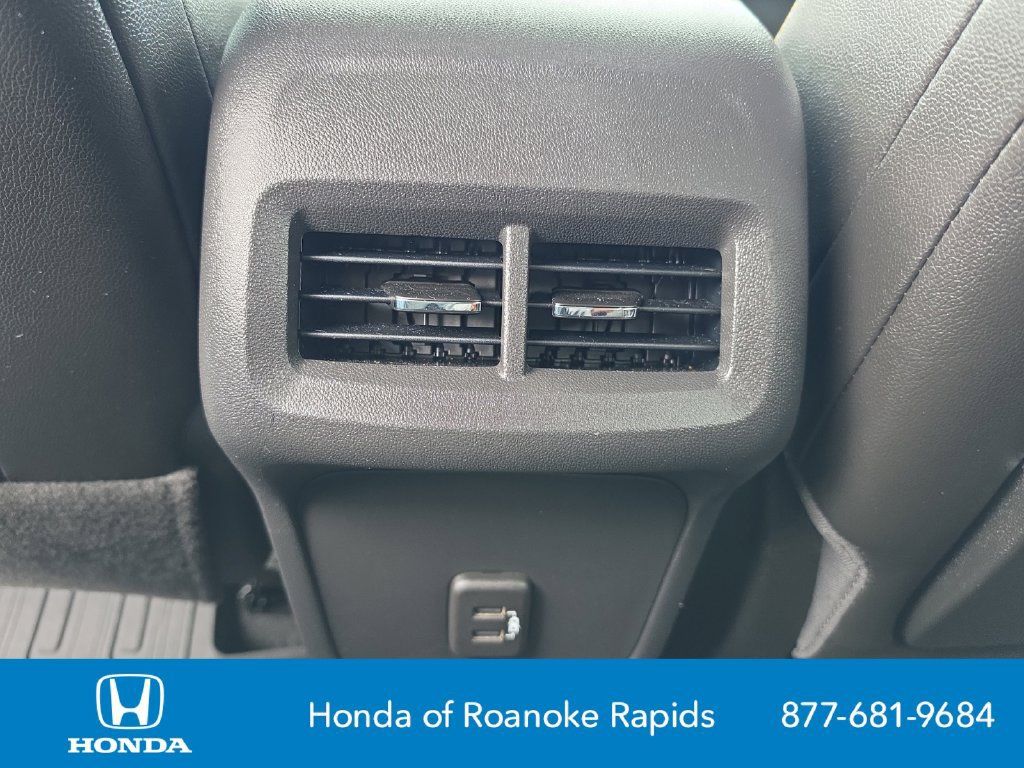 Used 2021 GMC Terrain SLT w/ LPO, Floor Liner Package FWD image 28