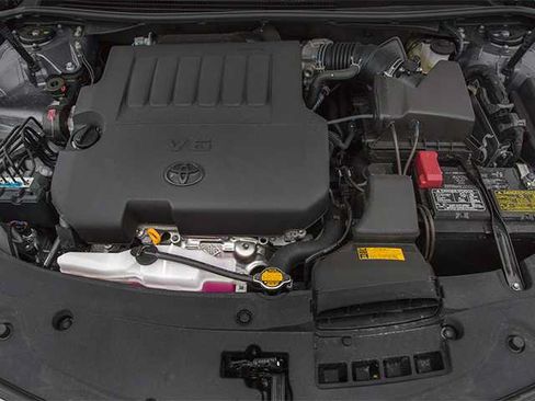 Used 2014 Toyota Avalon XLE Touring FWD image 9