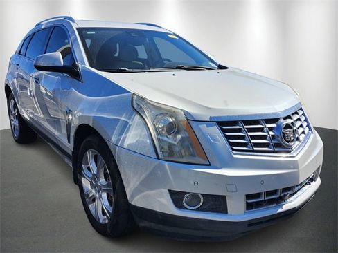 Used 2014 Cadillac SRX Performance w/ Driver Awareness Package image 3