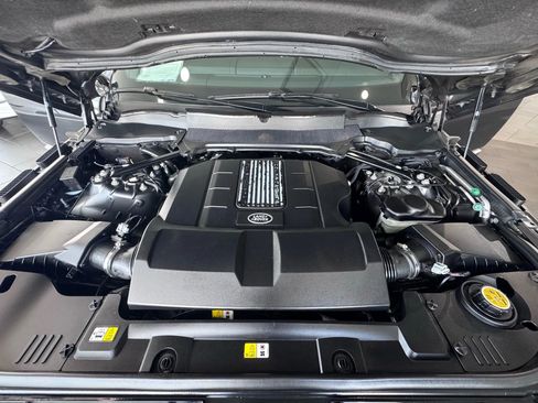 Used 2021 Land Rover Range Rover P525 Westminster Edition image 43