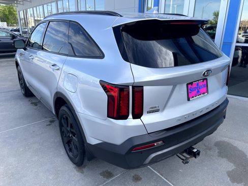 Used 2021 Kia Sorento S AWD/4WD image 2