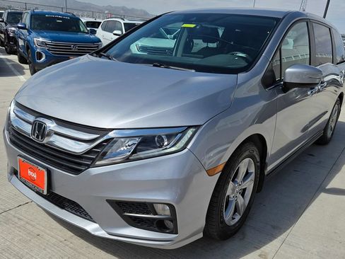 Used 2018 Honda Odyssey EX image 2