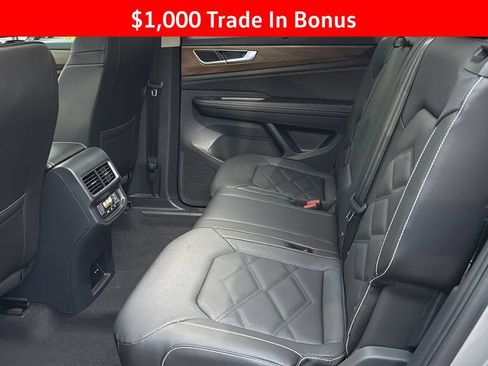 New 2026 Volkswagen Atlas SE FWD image 11