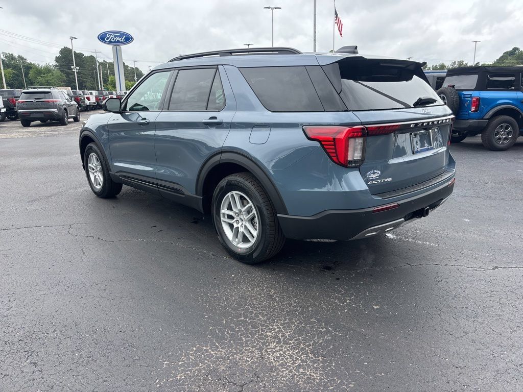 New 2026 Ford Explorer Active w/ Active Comfort Package RWD image 5