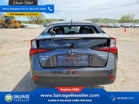 Used 2019 Toyota Prius XLE FWD image 8