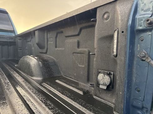 Used 2024 Chevrolet Silverado 3500 LT w/ Convenience Package image 32