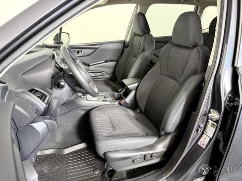 Used 2019 Subaru Forester Premium AWD/4WD image 33