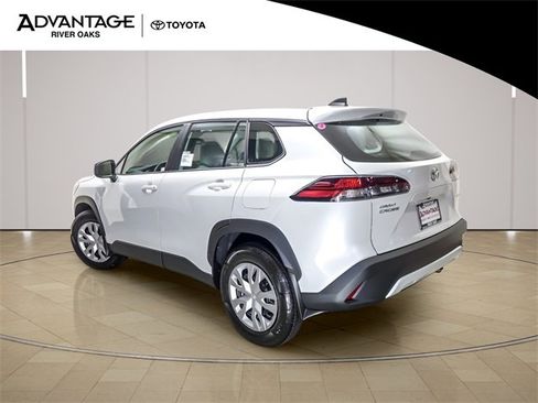 New 2026 Toyota Corolla Cross L image 5