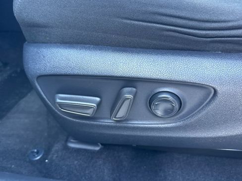 Used 2024 Toyota RAV4 XLE AWD/4WD image 14
