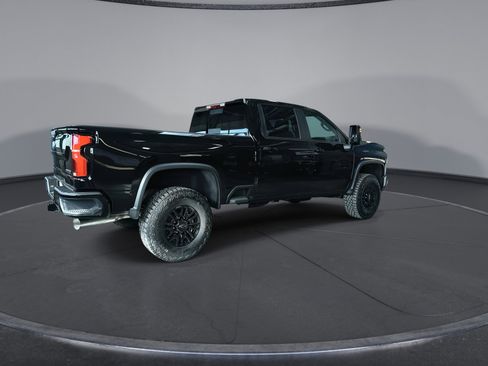 New 2026 Chevrolet Silverado 2500 ZR2 w/ LPO, Dark Essentials Package AWD/4WD image 8