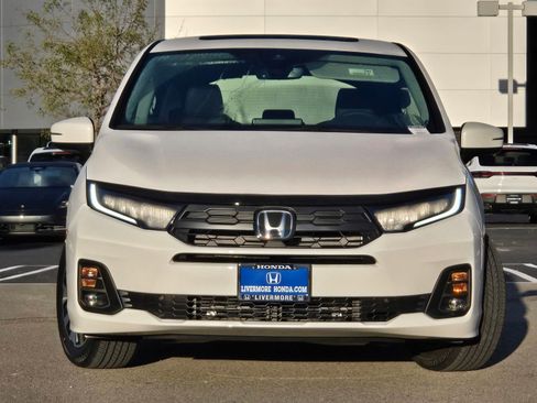 New 2026 Honda Odyssey EX-L image 2