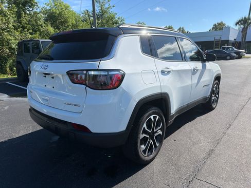 Used 2024 Jeep Compass Limited AWD/4WD image 5