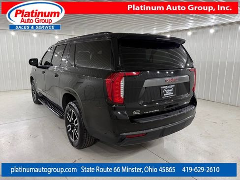 Used 2021 GMC Yukon XL AT4 AWD/4WD image 3