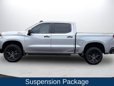 Used 2025 Chevrolet Silverado 1500 LT Trail Boss w/ Convenience Package II AWD/4WD image 5