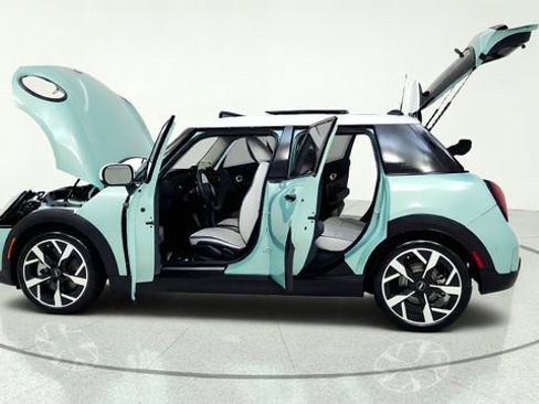 Used 2026 MINI Cooper S FWD image 15