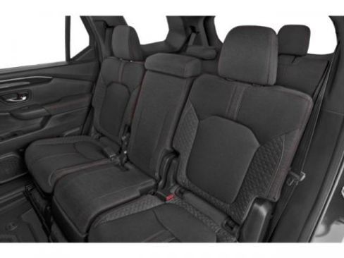 Used 2023 Honda Pilot Sport image 16