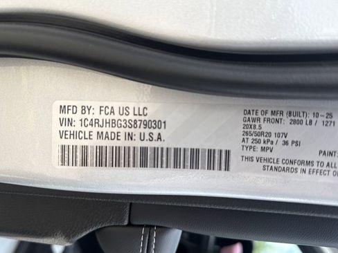 New 2025 Jeep Grand Cherokee Limited image 54