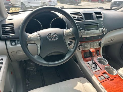 Used 2008 Toyota Highlander Limited image 23