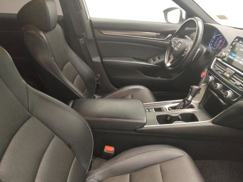 Used 2018 Honda Accord Sport image 21