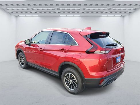New 2026 Mitsubishi Eclipse Cross ES image 3
