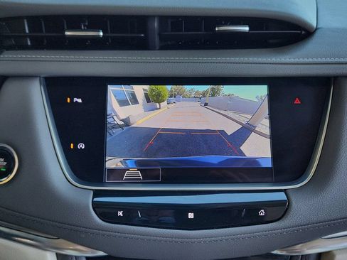 Used 2020 Cadillac XT5 Premium Luxury AWD/4WD image 51